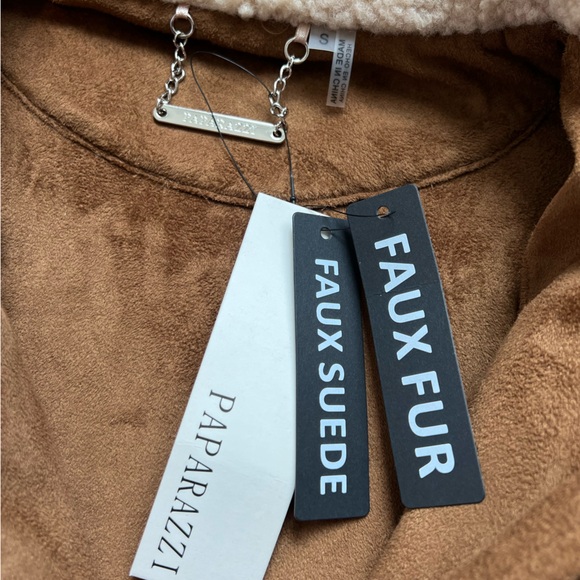 NWT Paparazzi Faux Fur Microsuede Jacket Moto Penny Lane - Picture 3 of 4